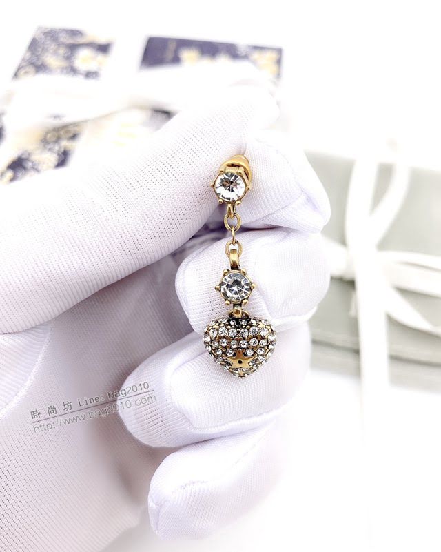 Dior飾品 迪奧經典熱銷款925銀針愛心珍珠耳釘耳環  zgd1464